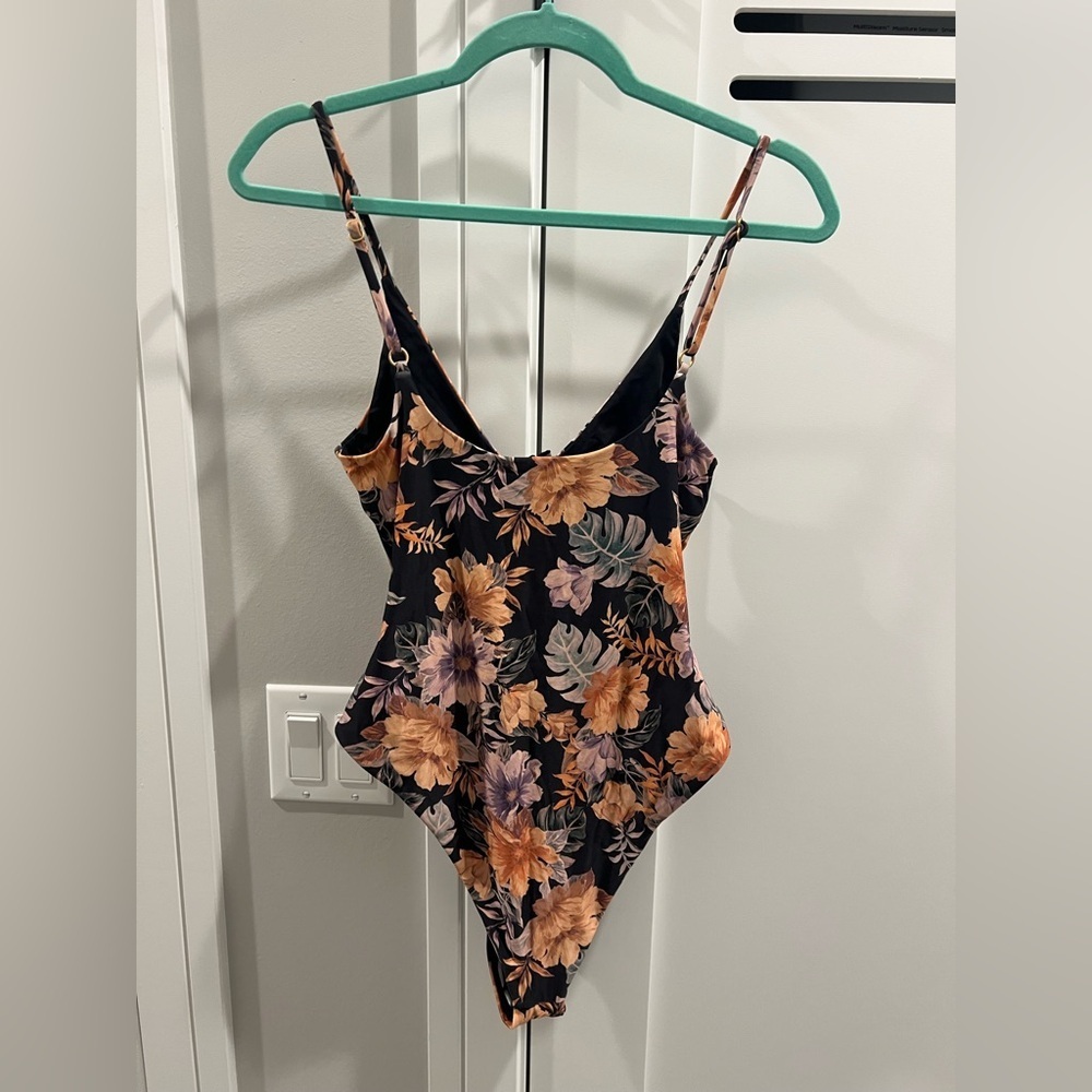 L*Space NWOT Topanga One-Piece Swimsuit Size 12 - Picture 7 of 8